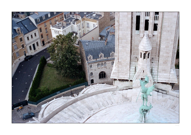 Sacre Coeur
---------
 (  ,      )