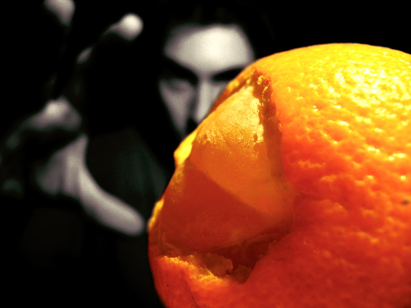 ...clockworkorange...
---------
 (  ,      )