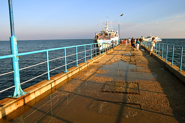   
---------
 (  ,      )