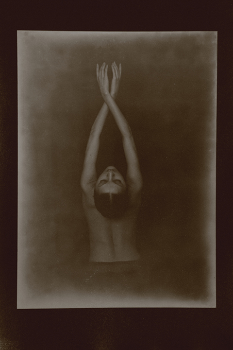 ,2010
---------
 (  ,      )