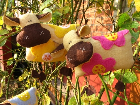 "" 
---------
 (  ,      )