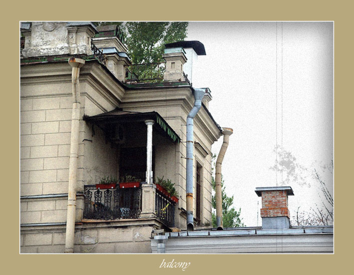 balcony
---------
 (  ,      )