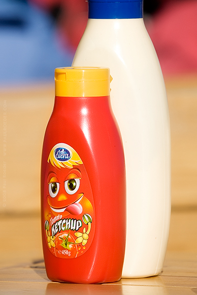   / Crazy Ketchup
---------
 (  ,      )