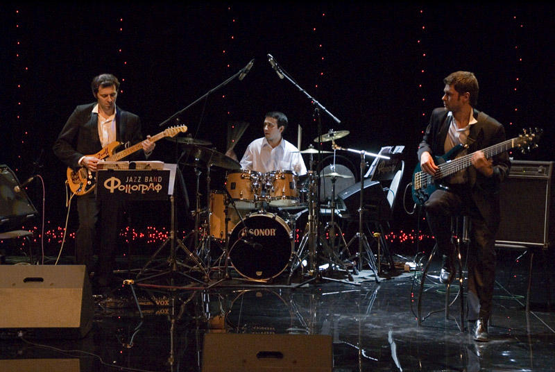   
---------
 (  ,      )