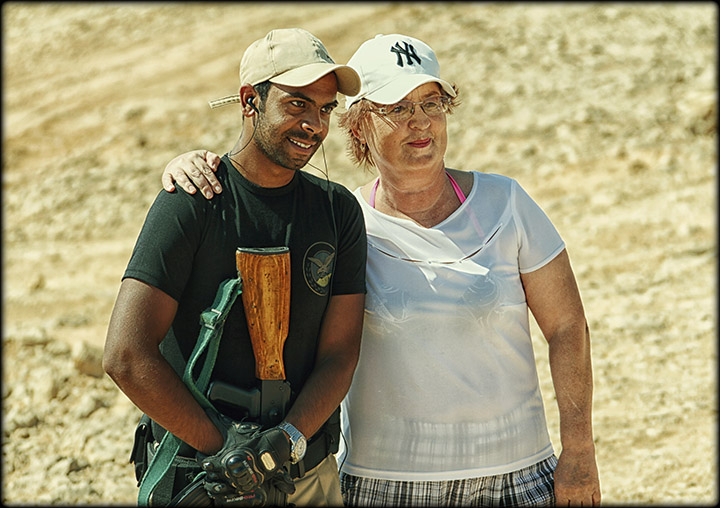 ***
---------
 (  ,      )