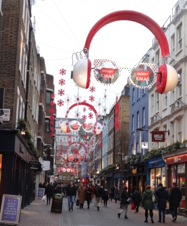 London. New year party on Carnaby street
---------
 (  ,      )
