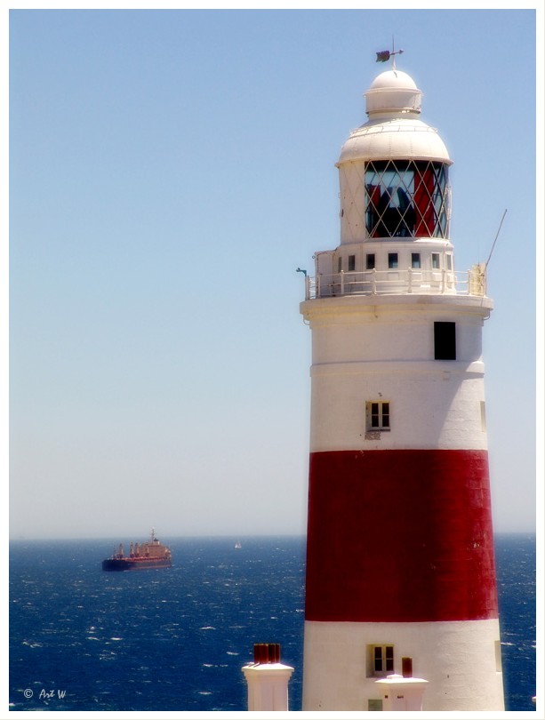Heat on the Sea
---------
 (  ,      )
