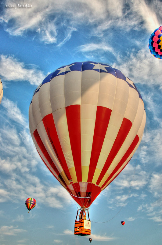 Hot air baloon show
---------
 (  ,      )