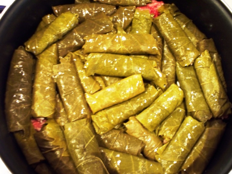 Dolma
---------
 (  ,      )