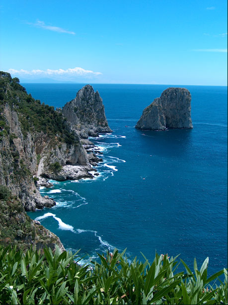 Capri
---------
 (  ,      )