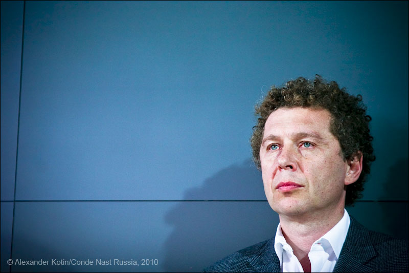  
---------
 (  ,      )