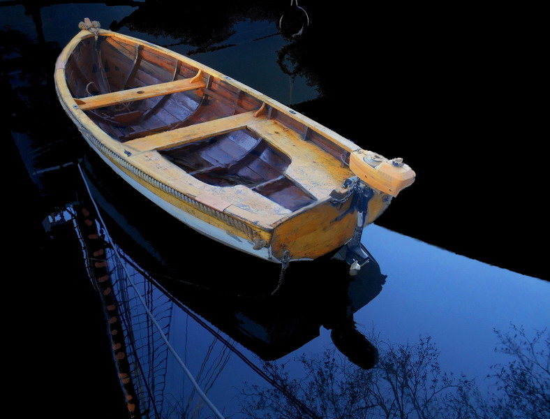 Life is like a boat, empty and limited ............
---------
 (  ,      )