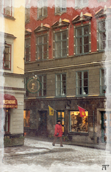 ***
---------
 (  ,      )