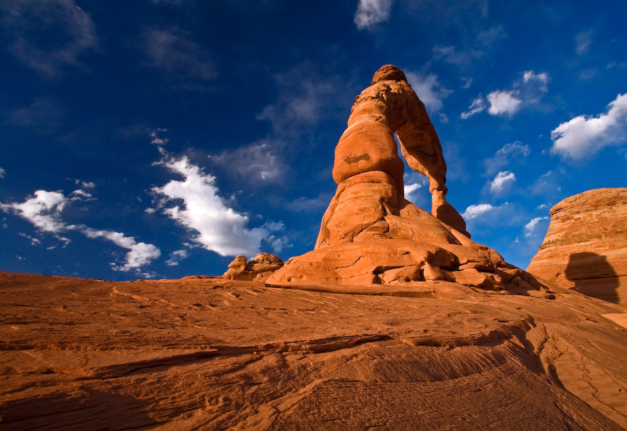 Dark side of Delicate Arch
---------
 (  ,      )