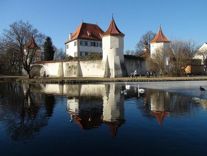 Schloss Blutenburg
---------
 (  ,      )