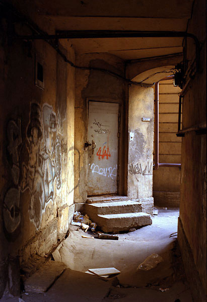  
---------
 (  ,      )