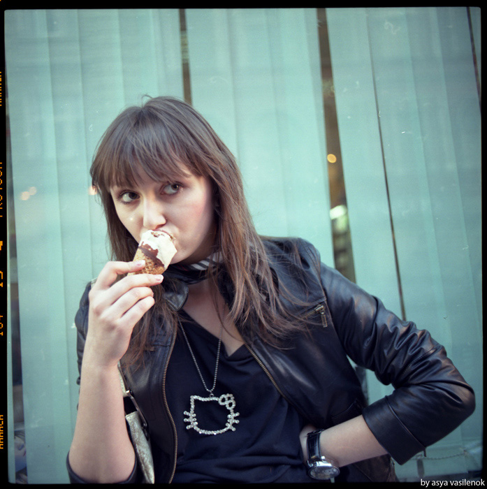  - !
---------
 (  ,      )