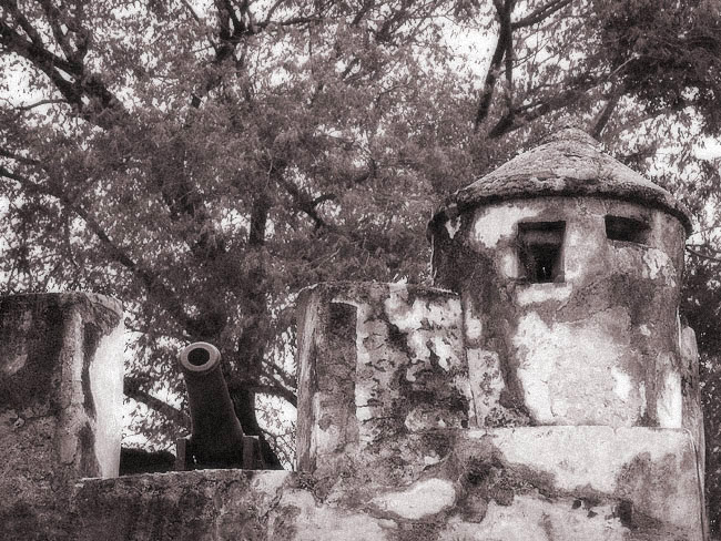 Макао. Форт Монте
---------
 (кликните по изображению, чтобы открыть его в полный экран)