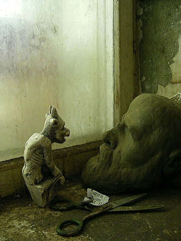  
---------
 (  ,      )