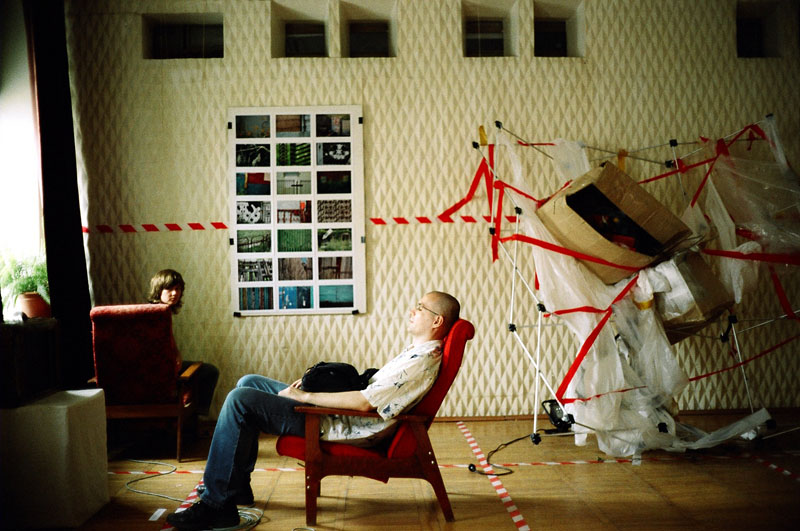 zonder titel
---------
 (  ,      )