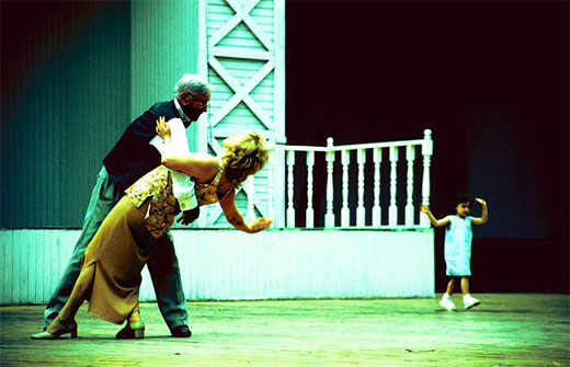 swing dancers (2)
---------
 (  ,      )