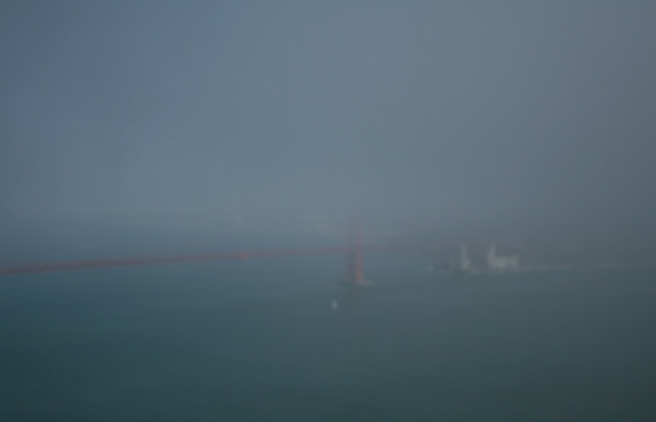    (Golden Gate Bridge)  .
---------
 (  ,      )