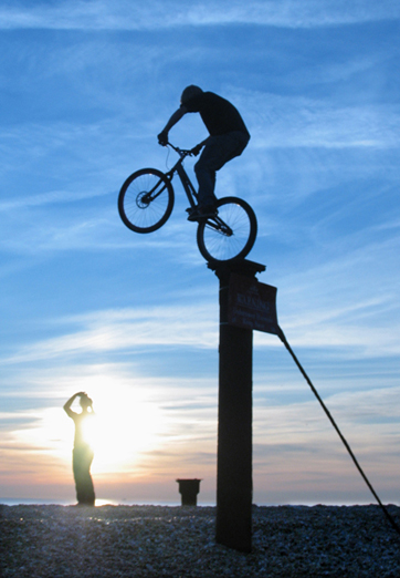 Bike tricks
---------
 (  ,      )