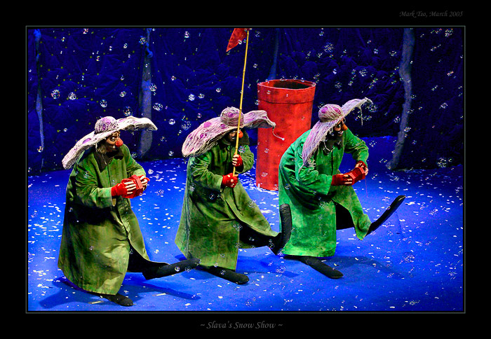 ~ Slava's Snow Show : fragment #7 ~
---------
 (  ,      )