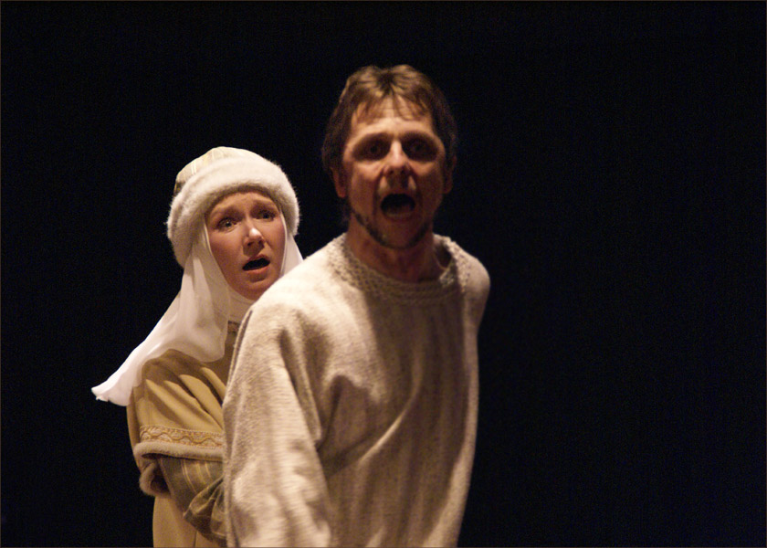 " ,    !    !"
---------
 (  ,      )