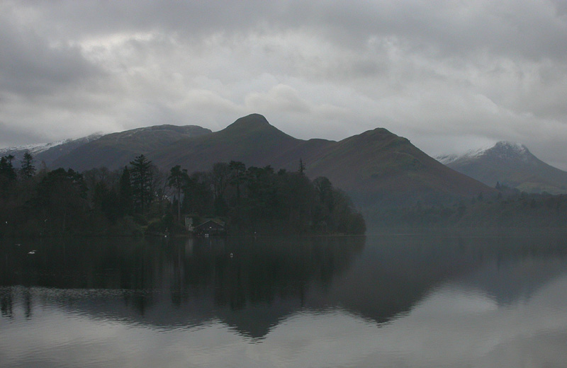 Derwent Water 3
---------
 (  ,      )