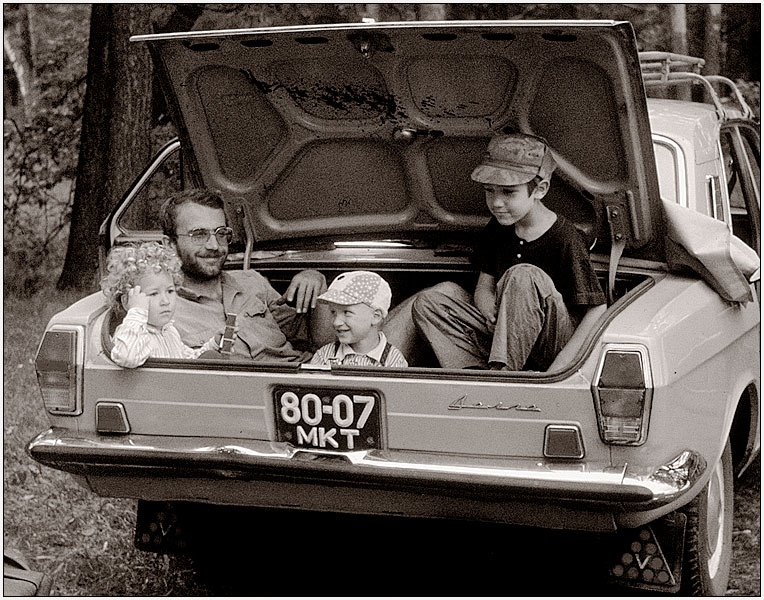  
---------
 (  ,      )