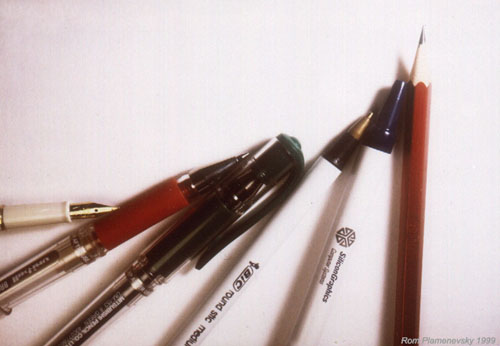 Pens&Pensil
---------
 (  ,      )