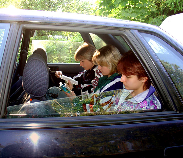 "-"
---------
 (  ,      )