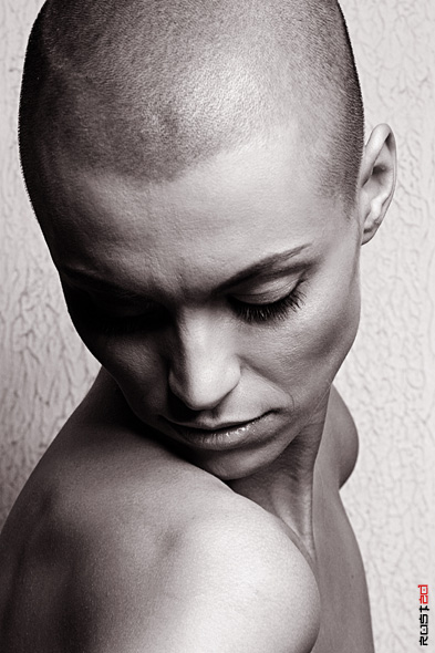 Bald Ksenya
---------
 (  ,      )