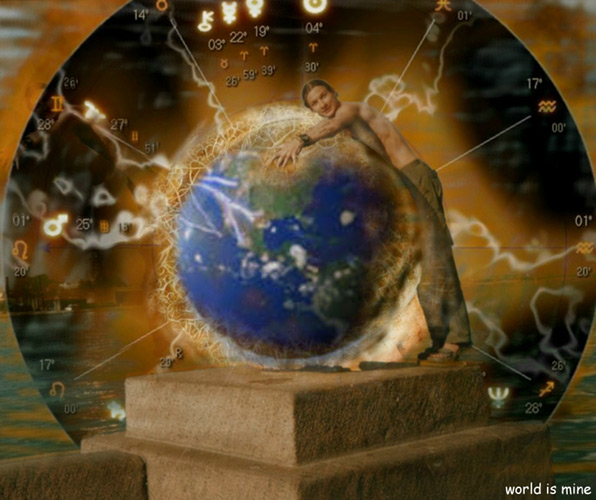 World Is Mine!
---------
 (  ,      )