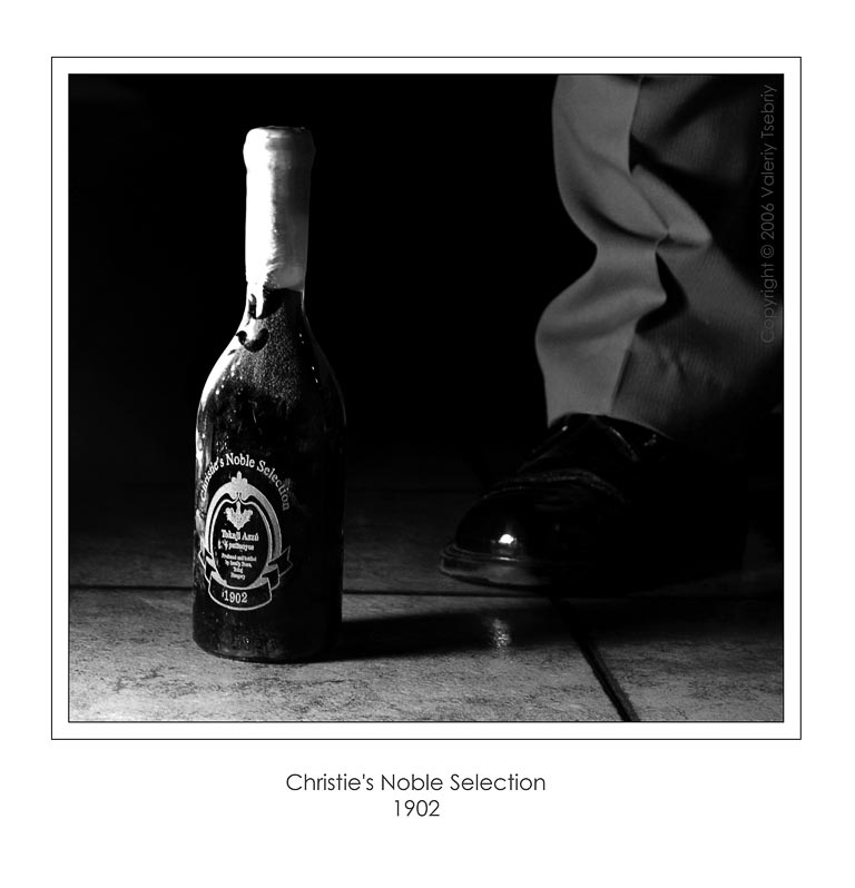 Christie's Noble Selection
---------
 (  ,      )