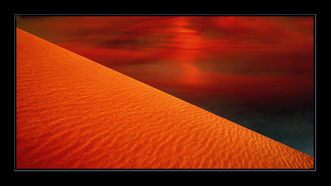 DUNE
---------
 (  ,      )