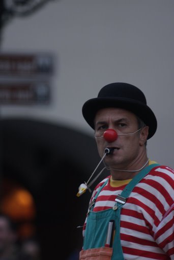 clown
---------
 (�������� �� �����������, ����� ������� ��� � ������ �����)